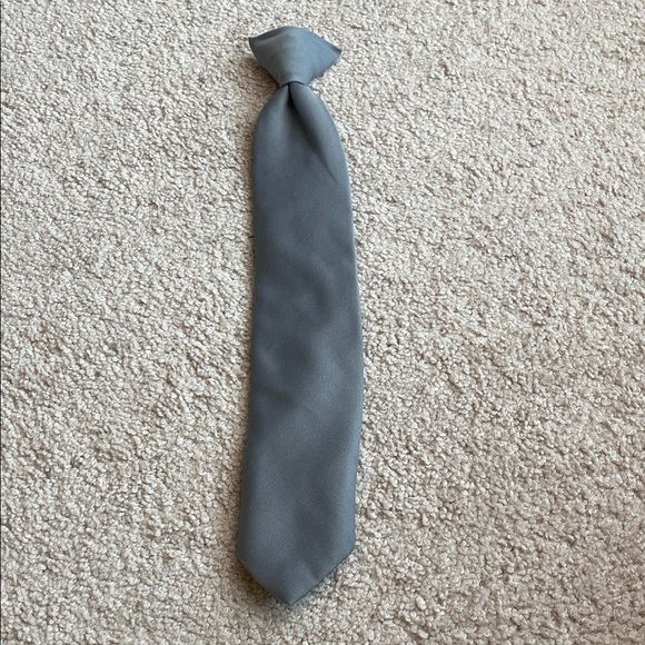 None Other - Elegant Silver Clip-On Tie